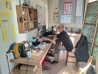 Le webmestre imprime les affiches